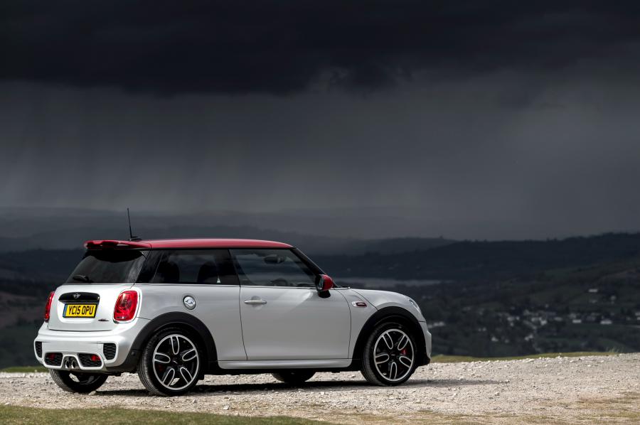  Mini Cooper S JCW 2015 года  (UK) (фото 5 из 10)